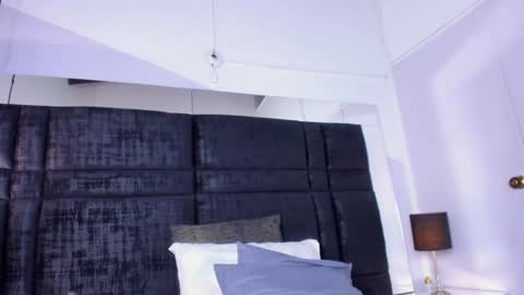 MIA online show from 30, 1, 2025