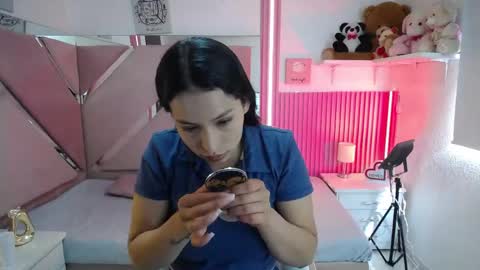 Snapshot of mia_garcia28 chatting on 18, 5, 2026 mia_garcia28 online show from 18, 5, 2026
