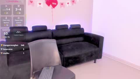 Snapshot of mia_gothzx chatting on 1, 3, 2025 Mia online show from 1, 3, 2025