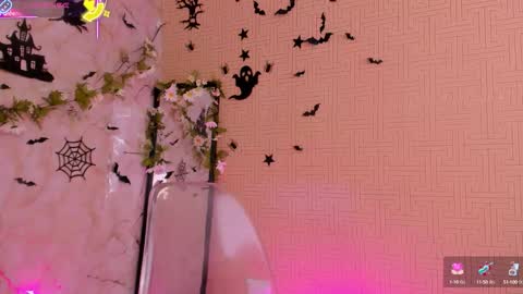 Snapshot of mia_gothzx chatting on 10, 10, 2025 Mia online show from 10, 10, 2025