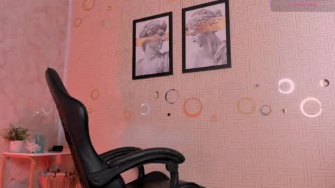 Snapshot of mia_gothzx chatting on 25, 4, 2026 Mia online show from 25, 4, 2026