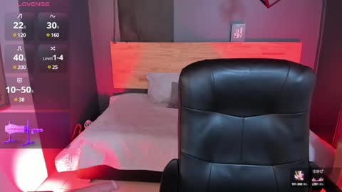 Snapshot of mia_jagger chatting on 25, 2, 2025 Val online show from 25, 2, 2025