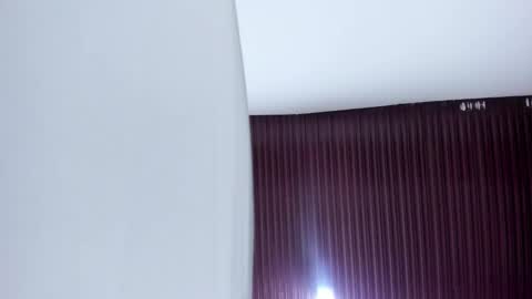 Snapshot of mia_jagger chatting on 14, 10, 2025 Val online show from 14, 10, 2025