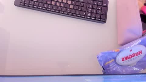    online show from 22, 11, 2025