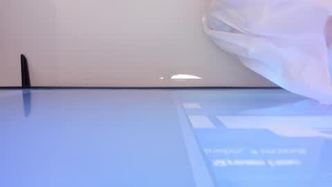    online show from 21, 12, 2025