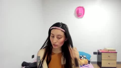 mia kaneee online show from 7, 12, 2024