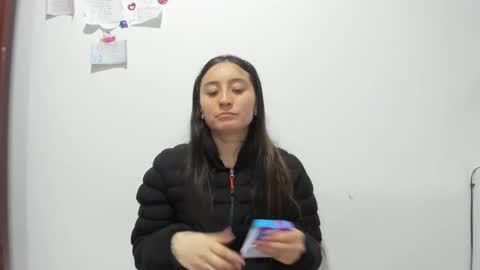 mia kaneee online show from 21, 2, 2025