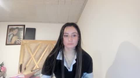 mia kaneee online show from 29, 9, 2025