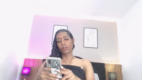 Mia online show from 27, 2, 2026