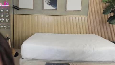 mia_lacy online show from 11, 10, 2025