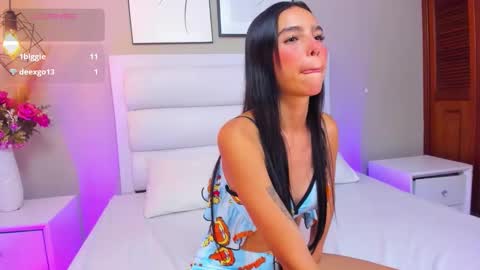 Snapshot of mia_levy chatting on 19, 3, 2026 mia levy online show from 19, 3, 2026