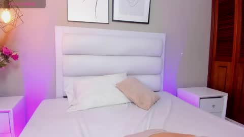 Snapshot of mia_levy chatting on 9, 4, 2026 mia levy online show from 9, 4, 2026