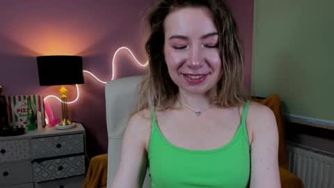 Mia online show from 19, 11, 2025