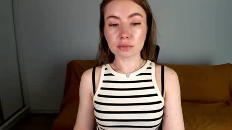 Snapshot of mia_luxx92 chatting on 18, 6, 2026 Mia online show from 18, 6, 2026