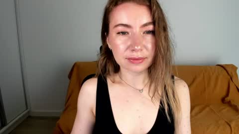 Snapshot of mia_luxx92 chatting on 20, 6, 2026 Mia online show from 20, 6, 2026