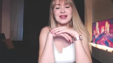 Snapshot of mia_meww chatting on 19, 6, 2026 Mia online show from 19, 6, 2026