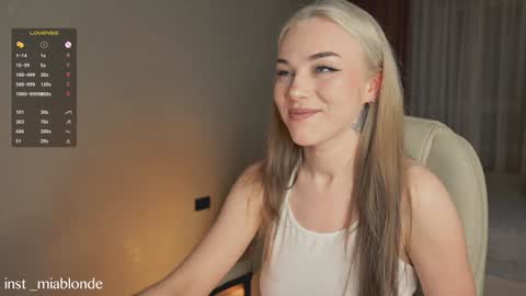 mia_milagros online show from 9, 12, 2024