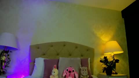 Snapshot of mia_montess chatting on 30, 4, 2026 mia montess online show from 30, 4, 2026