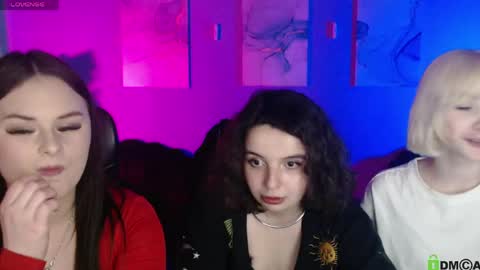 Snapshot of mia_mooon_ chatting on 23, 4, 2026 mia_mooon_ online show from 23, 4, 2026