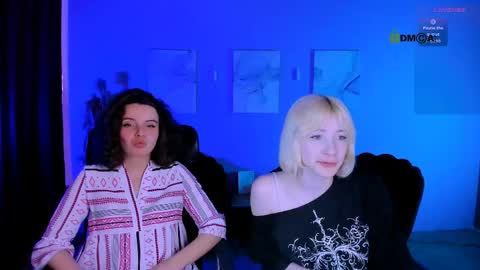 Snapshot of mia_mooon_ chatting on 8, 5, 2026 mia_mooon_ online show from 8, 5, 2026
