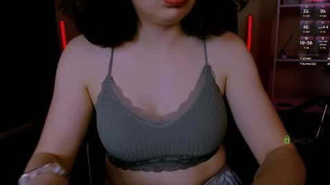 Snapshot of mia_mooon_ chatting on 16, 5, 2026 mia_mooon_ online show from 16, 5, 2026