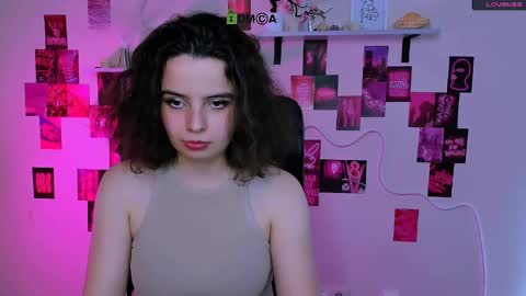 Snapshot of mia_mooon_ chatting on 17, 5, 2026 mia_mooon_ online show from 17, 5, 2026