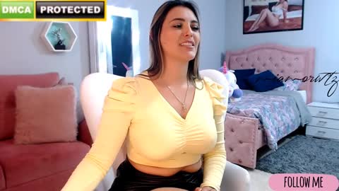 Mia online show from 28, 1, 2025