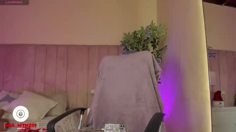 mia_mtnz02 online show from 15, 12, 2025