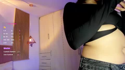 Mia Nevaeh - follow me online show from 8, 6, 2026