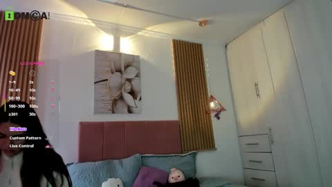 Mia Nevaeh - follow me online show from 20, 6, 2026