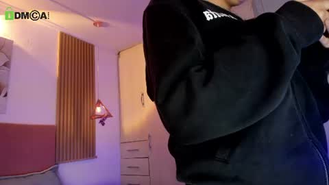 Mia Nevaeh - follow me online show from 21, 6, 2026