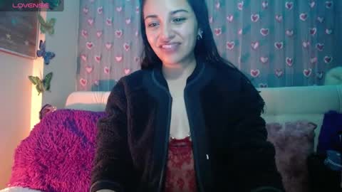 Snapshot of mia_petitebaby chatting on 19, 4, 2026 Ma online show from 19, 4, 2026