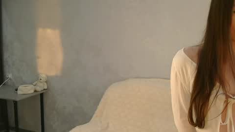 Snapshot of mia_pinkie chatting on 19, 6, 2026 Mia online show from 19, 6, 2026