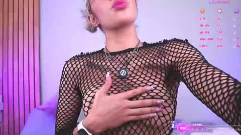 Mia Reeves online show from 1, 10, 2025