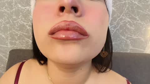 Snapshot of mia_roux13 chatting on 30, 12, 2024 Mia Roux online show from 30, 12, 2024