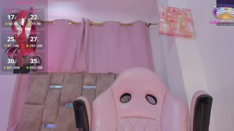 Snapshot of mia_royal chatting on 6, 4, 2026 mia_royal online show from 6, 4, 2026