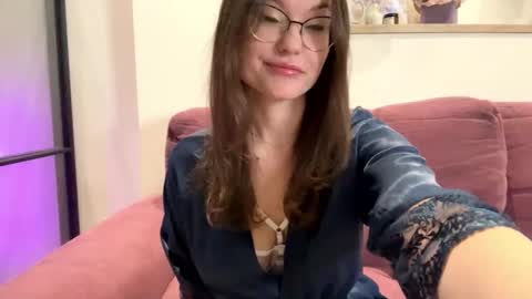 Snapshot of mia_shine_bright chatting on 30, 9, 2025 Mia online show from 30, 9, 2025