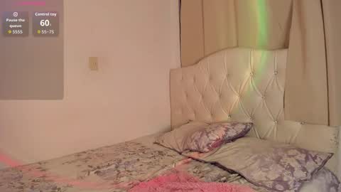 Snapshot of mia_sky_1 chatting on 3, 10, 2025 Mia Sky online show from 3, 10, 2025