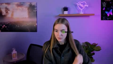 mia_starrr_ online show from 10, 11, 2025