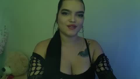 Snapshot of mia_thopsom chatting on 7, 2, 2026 mia_thopsom online show from 7, 2, 2026