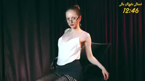 Mia online show from 30, 11, 2025