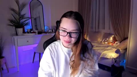 Snapshot of mia_vixen_ chatting on 25, 2, 2025 VixenMia online show from 25, 2, 2025