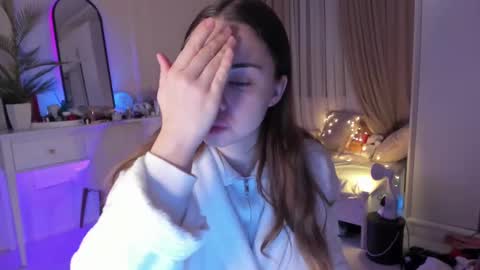 Snapshot of mia_vixen_ chatting on 28, 2, 2025 VixenMia online show from 28, 2, 2025