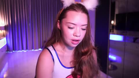 Snapshot of mia_vixen_ chatting on 19, 9, 2025 VixenMia online show from 19, 9, 2025