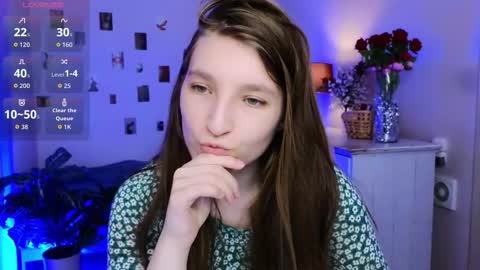 Snapshot of mia_weawer chatting on 8, 2, 2026 Mia online show from 8, 2, 2026