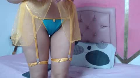 Mia online show from 31, 10, 2025