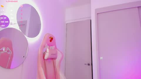 Snapshot of mia_yourmommy chatting on 22, 2, 2025     online show from 22, 2, 2025