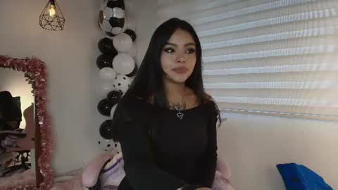 Snapshot of mia_zafir chatting on 10, 6, 2026 mia_zafir online show from 10, 6, 2026