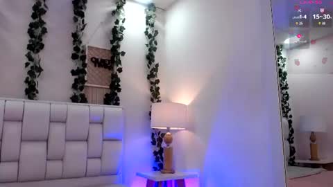 Snapshot of miaa_gh1 chatting on 13, 6, 2026 Mia online show from 13, 6, 2026