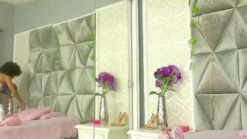 Snapshot of miaa_grace_ chatting on 29, 5, 2026 MIIA online show from 29, 5, 2026